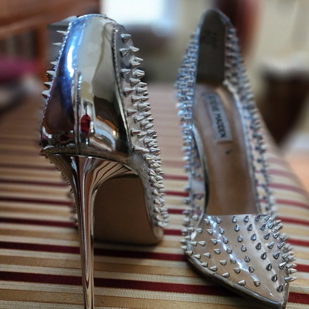 Steve Madden Studded Pumps